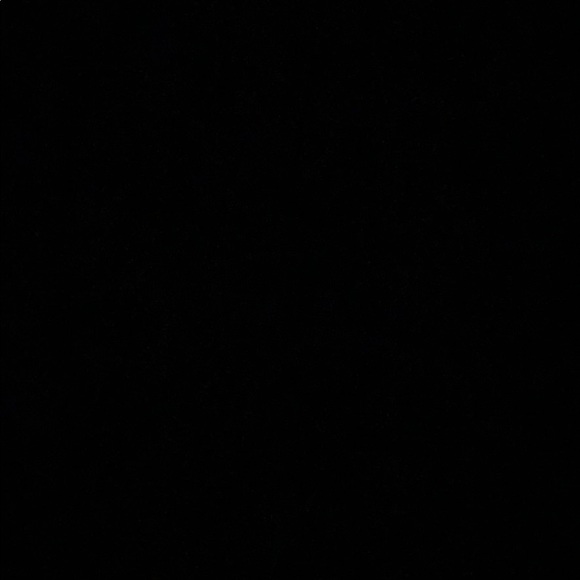 Meet your Posher, Alexia - Picture 1 of 1